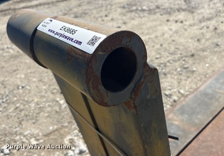 image for item EK8685 72