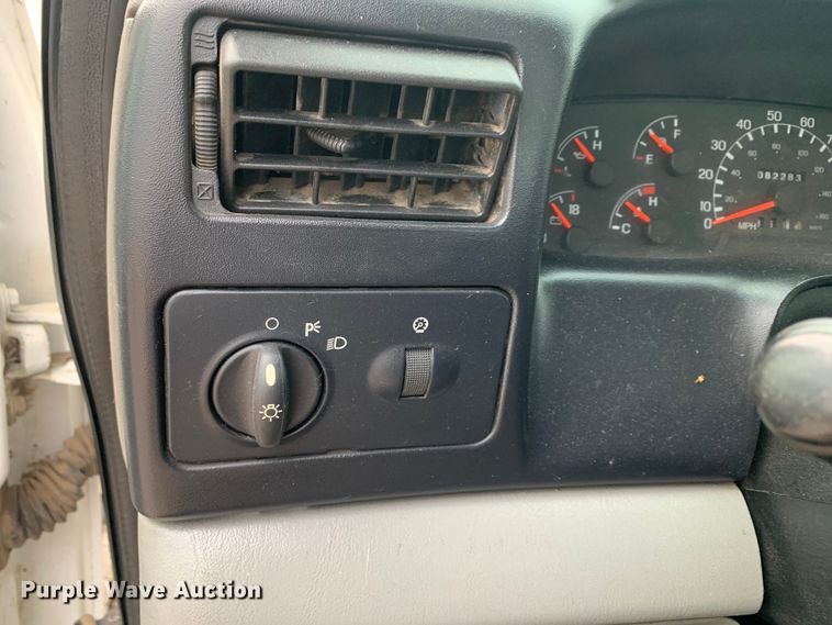 image for item JT9833 2008 Ford F750 Super Duty digger derrick truck