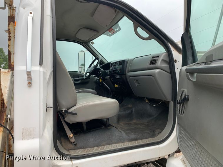 image for item JT9833 2008 Ford F750 Super Duty digger derrick truck