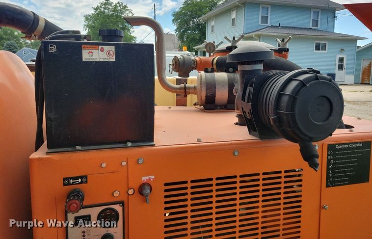 image for item KA9981 2006 Ring-O-Matic 275 vacuum excavator