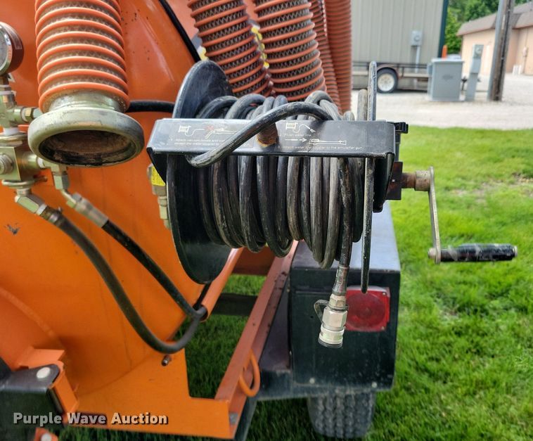 image for item KA9981 2006 Ring-O-Matic 275 vacuum excavator