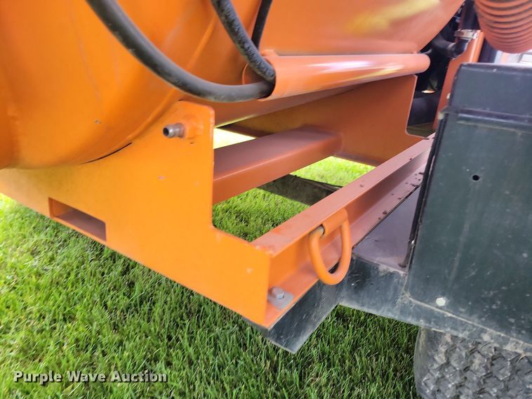 image for item KA9981 2006 Ring-O-Matic 275 vacuum excavator