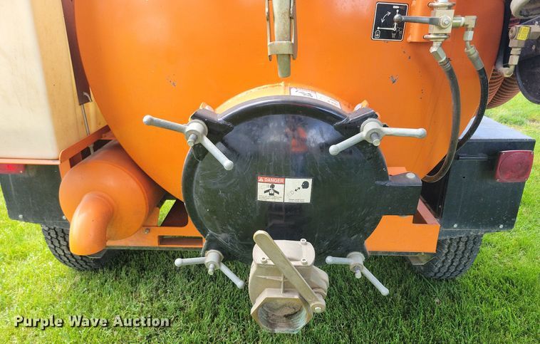 image for item KA9981 2006 Ring-O-Matic 275 vacuum excavator