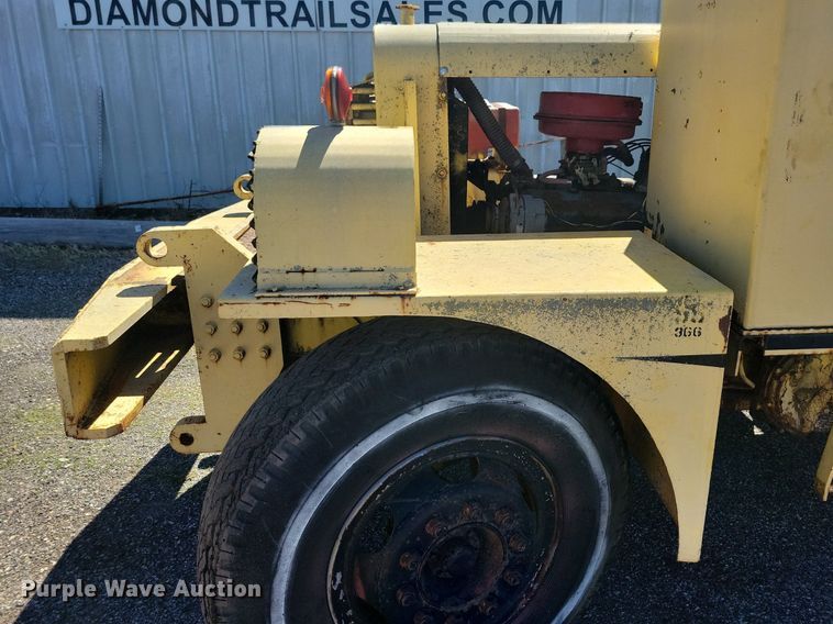 image for item KA9989 Pettibone PMW-12 scraper tractor