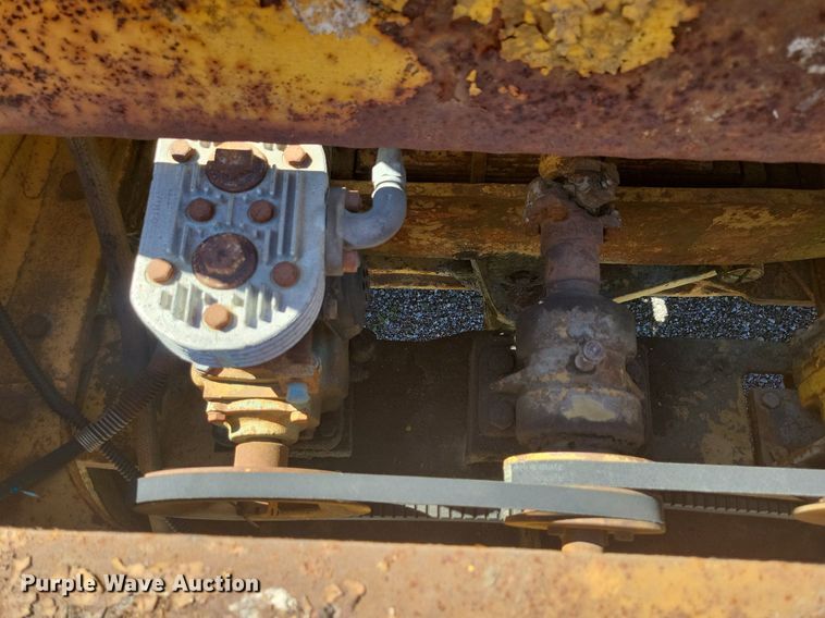 image for item KA9989 Pettibone PMW-12 scraper tractor