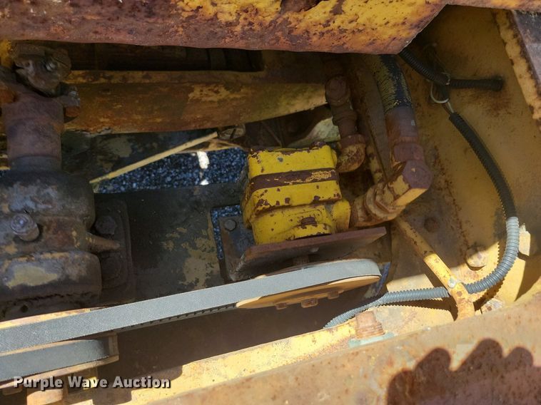 image for item KA9989 Pettibone PMW-12 scraper tractor