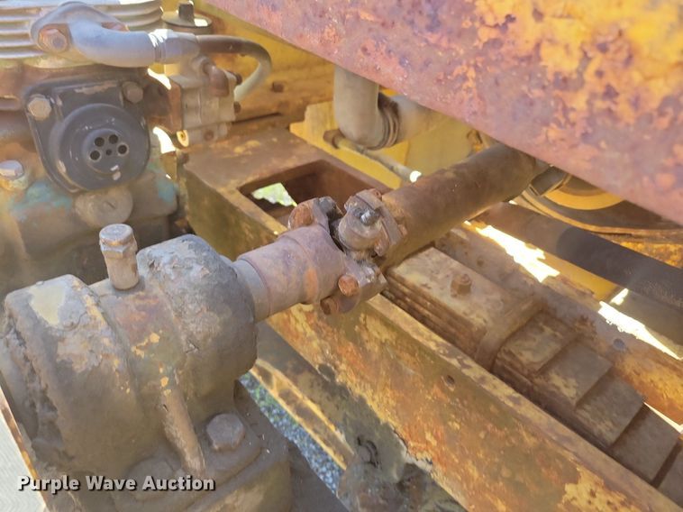 image for item KA9989 Pettibone PMW-12 scraper tractor