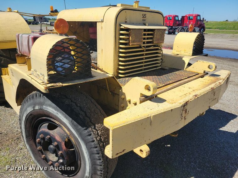 image for item KA9989 Pettibone PMW-12 scraper tractor