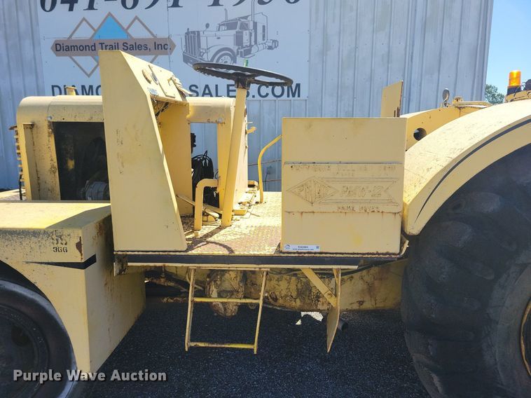 image for item KA9989 Pettibone PMW-12 scraper tractor