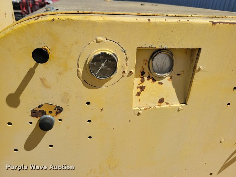 image for item KA9989 Pettibone PMW-12 scraper tractor