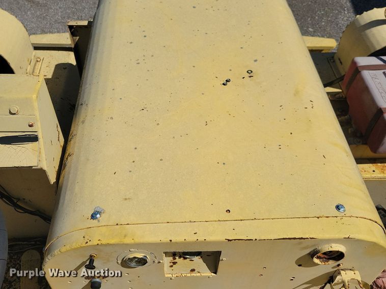 image for item KA9989 Pettibone PMW-12 scraper tractor