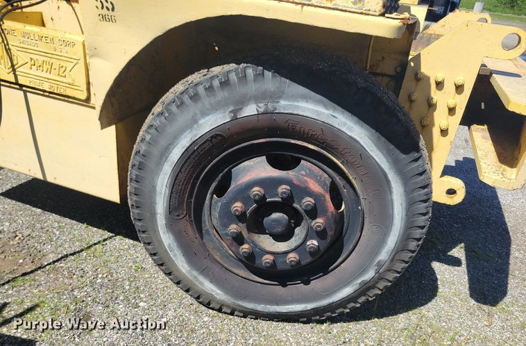 image for item KA9989 Pettibone PMW-12 scraper tractor