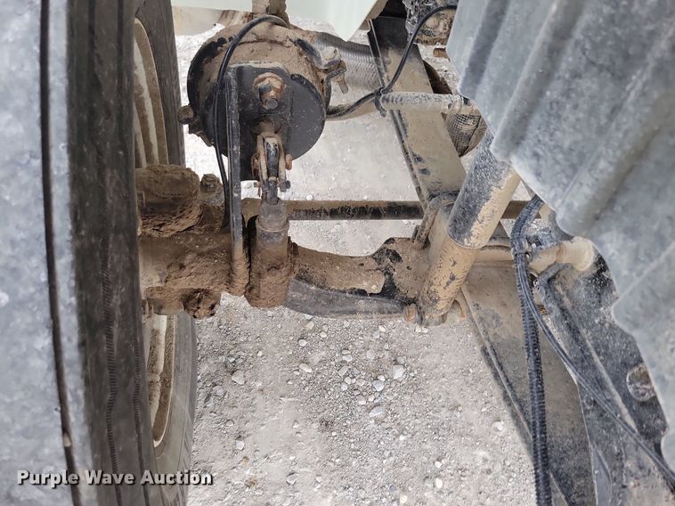 image for item KA9998 2017 International  4400 flatbed truck