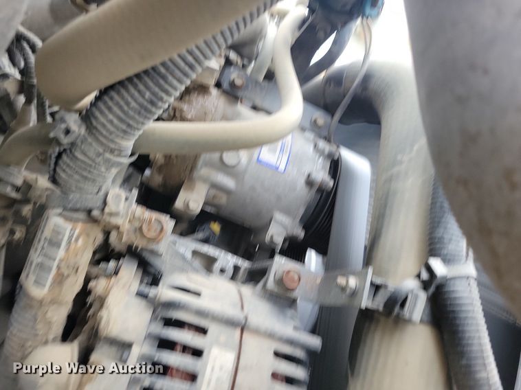 image for item KA9998 2017 International  4400 flatbed truck