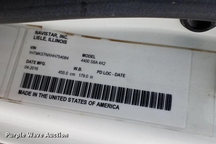 image for item KA9998 2017 International  4400 flatbed truck