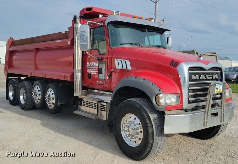 image for item KB9012 2018 Mack GU713 dump truck