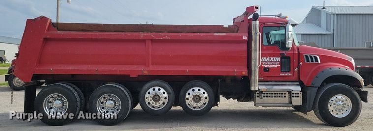 image for item KB9012 2018 Mack GU713 dump truck