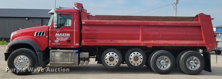 image for item KB9012 2018 Mack GU713 dump truck