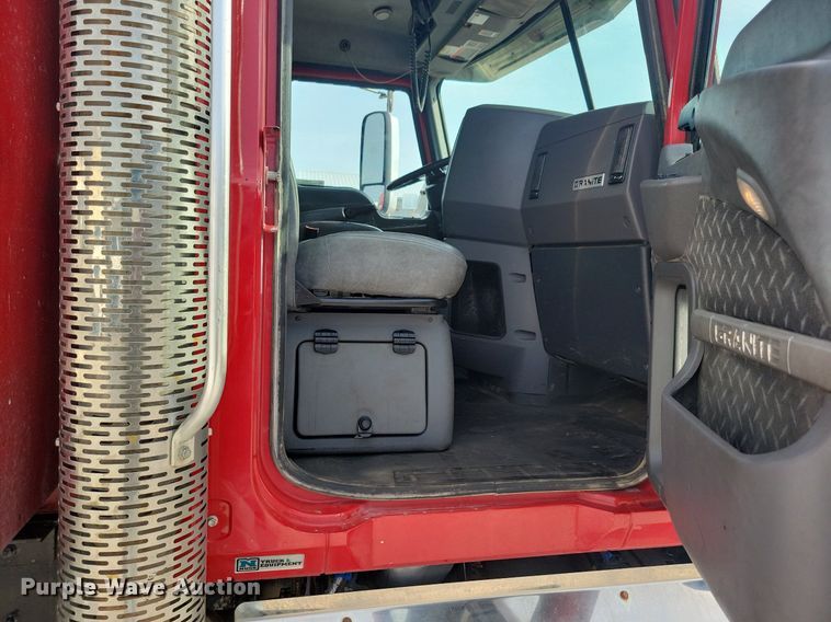 image for item KB9012 2018 Mack GU713 dump truck