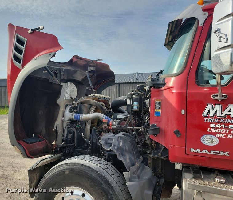 image for item KB9012 2018 Mack GU713 dump truck