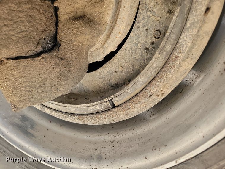 image for item KB9012 2018 Mack GU713 dump truck