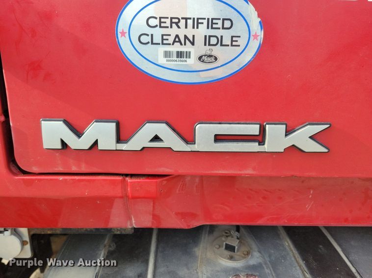 image for item KB9012 2018 Mack GU713 dump truck