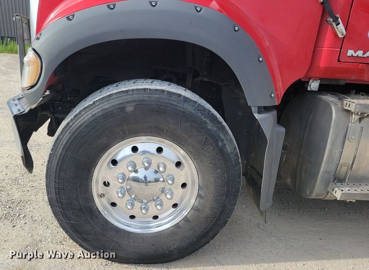 image for item KB9012 2018 Mack GU713 dump truck