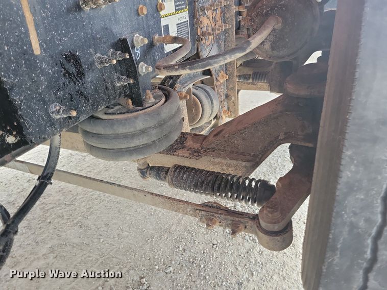 image for item KB9012 2018 Mack GU713 dump truck