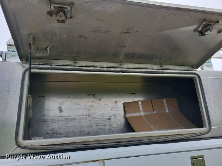 image for item KB9014 2012 Ford F550 utility / service truck