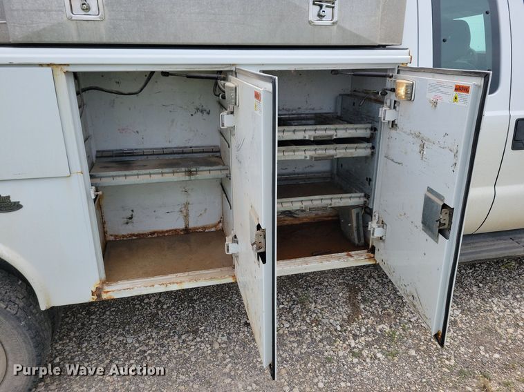 image for item KB9014 2012 Ford F550 utility / service truck