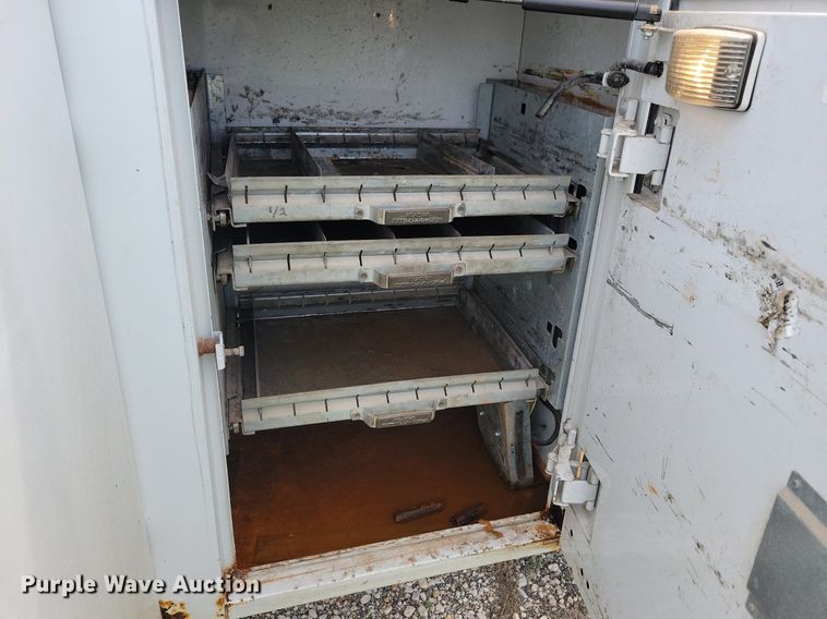 image for item KB9014 2012 Ford F550 utility / service truck