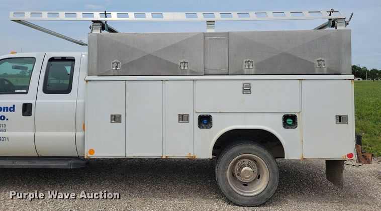 image for item KB9014 2012 Ford F550 utility / service truck