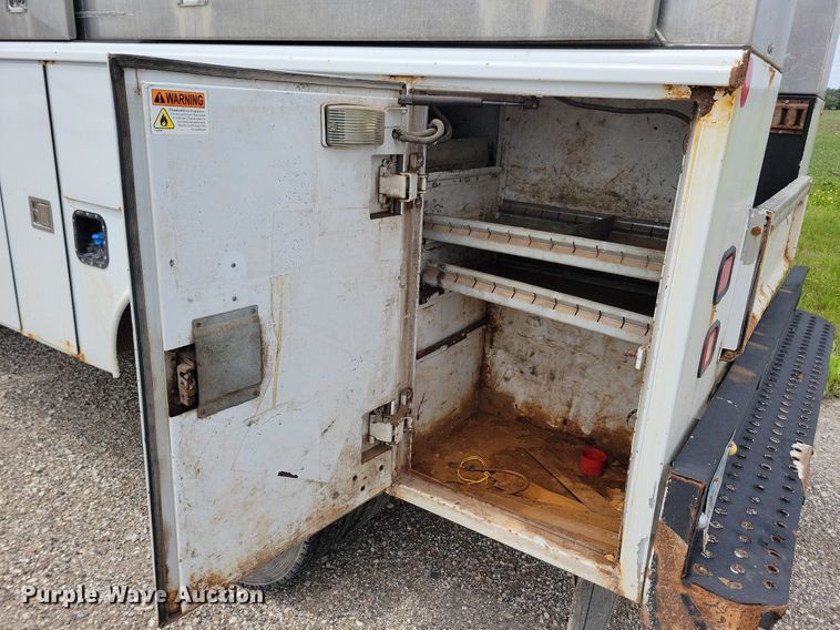 image for item KB9014 2012 Ford F550 utility / service truck