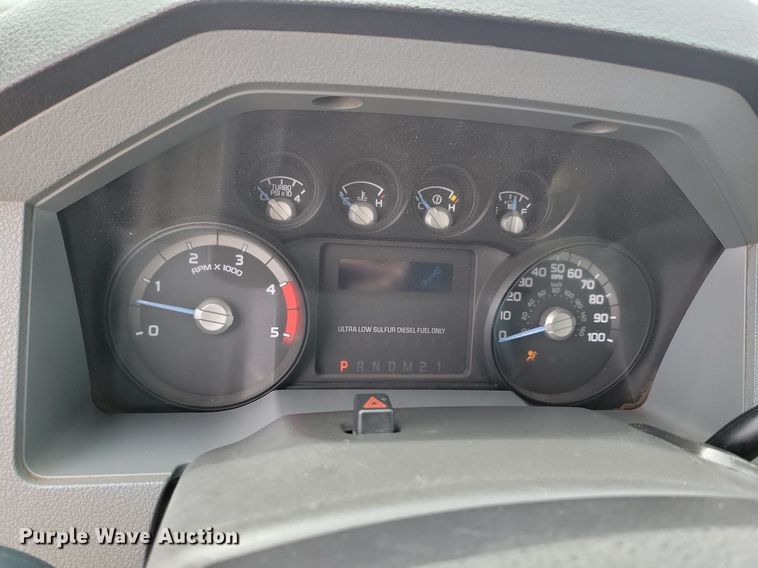 image for item KB9014 2012 Ford F550 utility / service truck