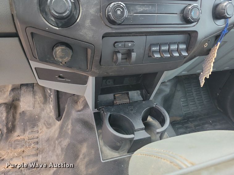 image for item KB9014 2012 Ford F550 utility / service truck