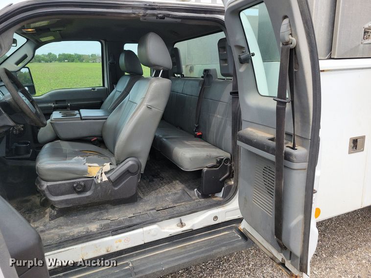 image for item KB9014 2012 Ford F550 utility / service truck