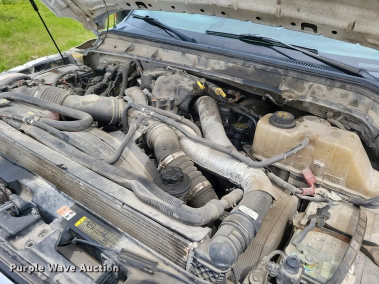 image for item KB9014 2012 Ford F550 utility / service truck