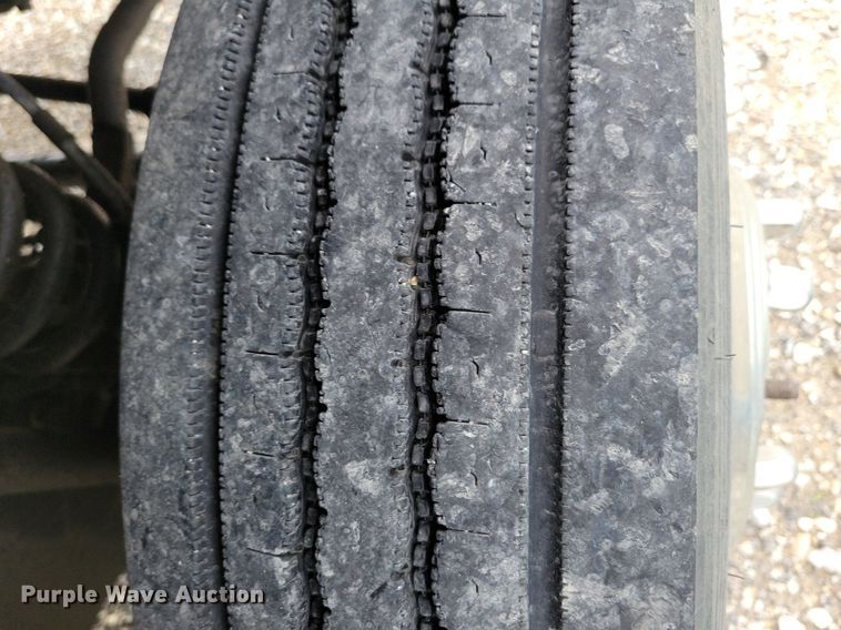 image for item KB9014 2012 Ford F550 utility / service truck