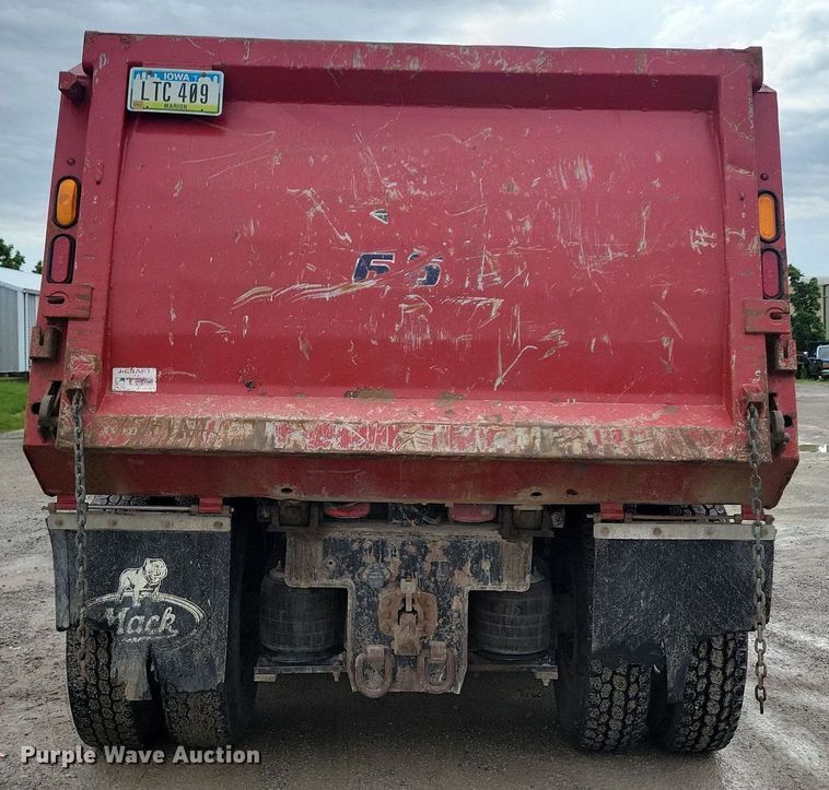 image for item KB9025 2016 Mack GU713 dump truck