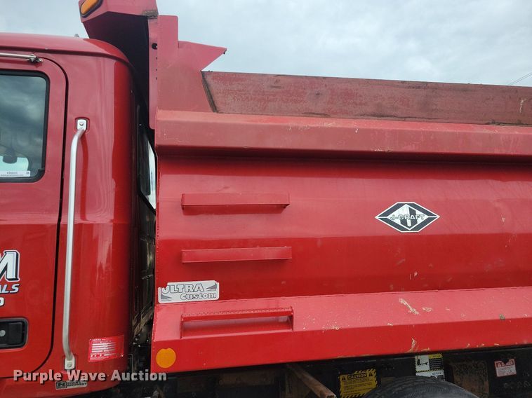 image for item KB9025 2016 Mack GU713 dump truck