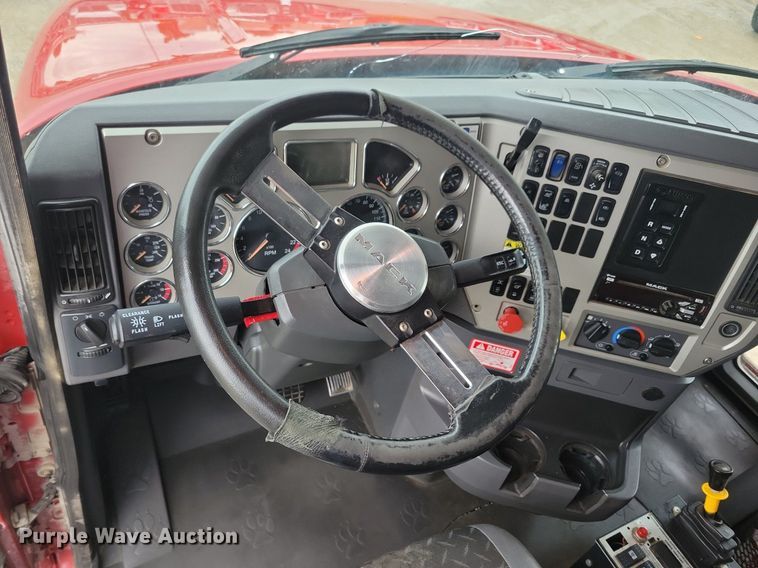 image for item KB9025 2016 Mack GU713 dump truck