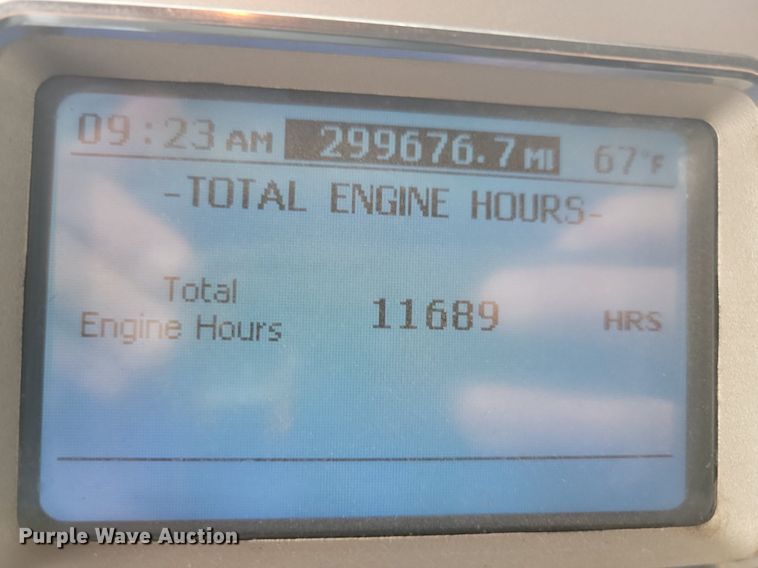 image for item KB9025 2016 Mack GU713 dump truck