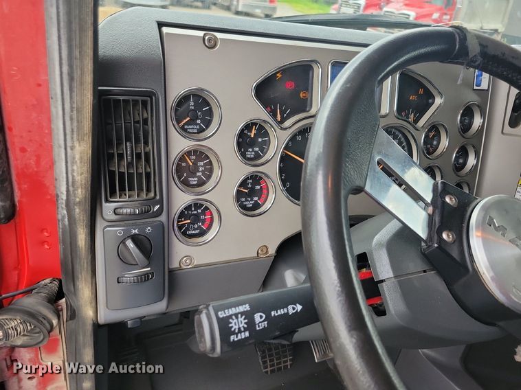 image for item KB9025 2016 Mack GU713 dump truck