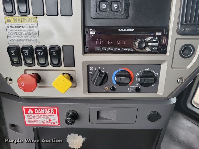 image for item KB9025 2016 Mack GU713 dump truck