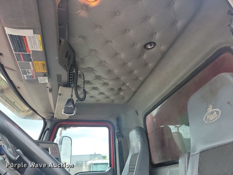 image for item KB9025 2016 Mack GU713 dump truck