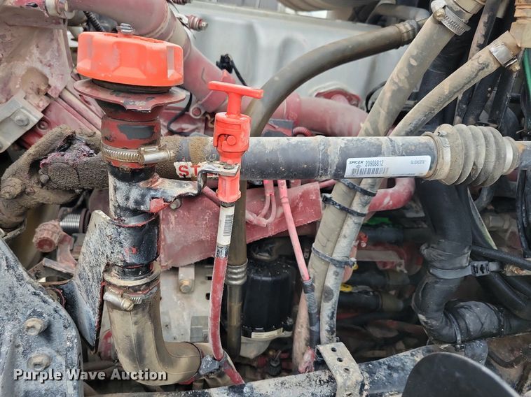 image for item KB9025 2016 Mack GU713 dump truck