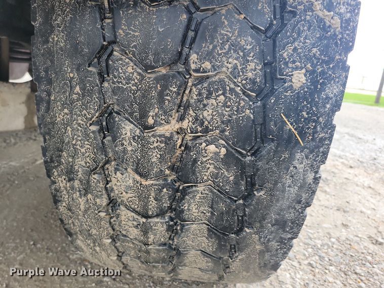 image for item KB9025 2016 Mack GU713 dump truck