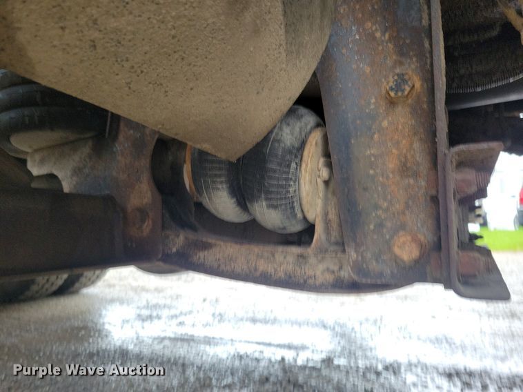 image for item KB9025 2016 Mack GU713 dump truck