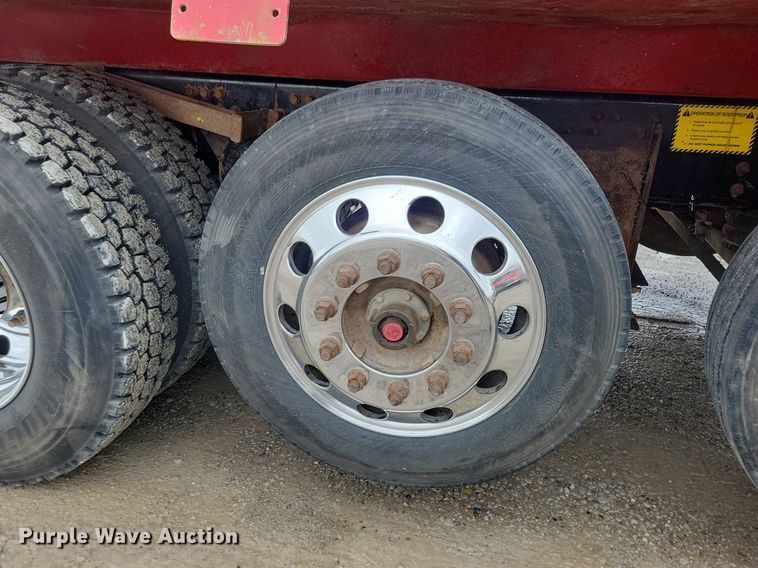 image for item KB9025 2016 Mack GU713 dump truck