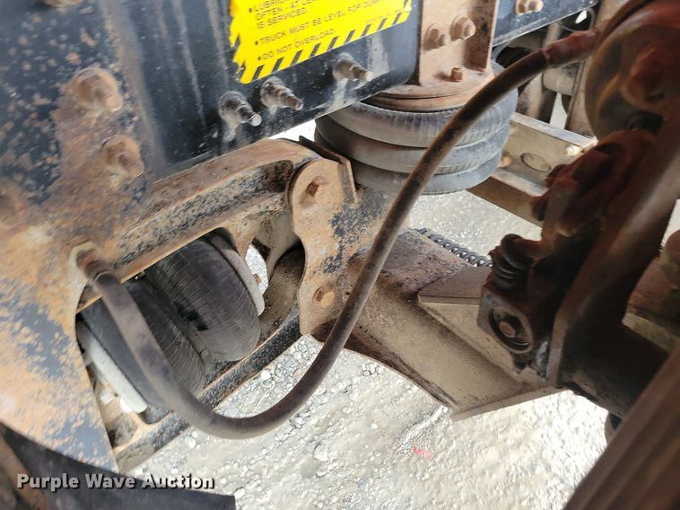 image for item KB9025 2016 Mack GU713 dump truck